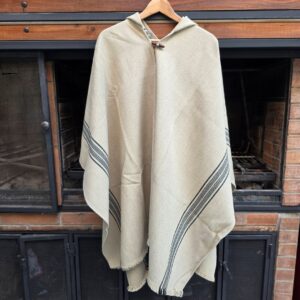 Poncho Lana